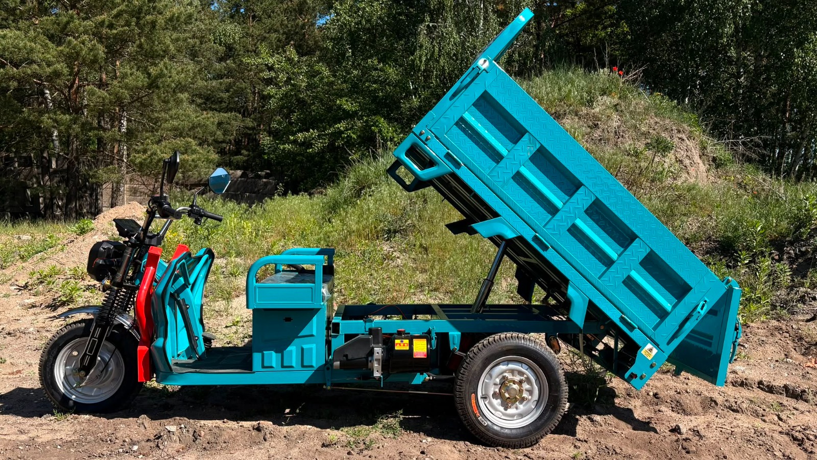 CASET-1 hydraulic tipping cargo box